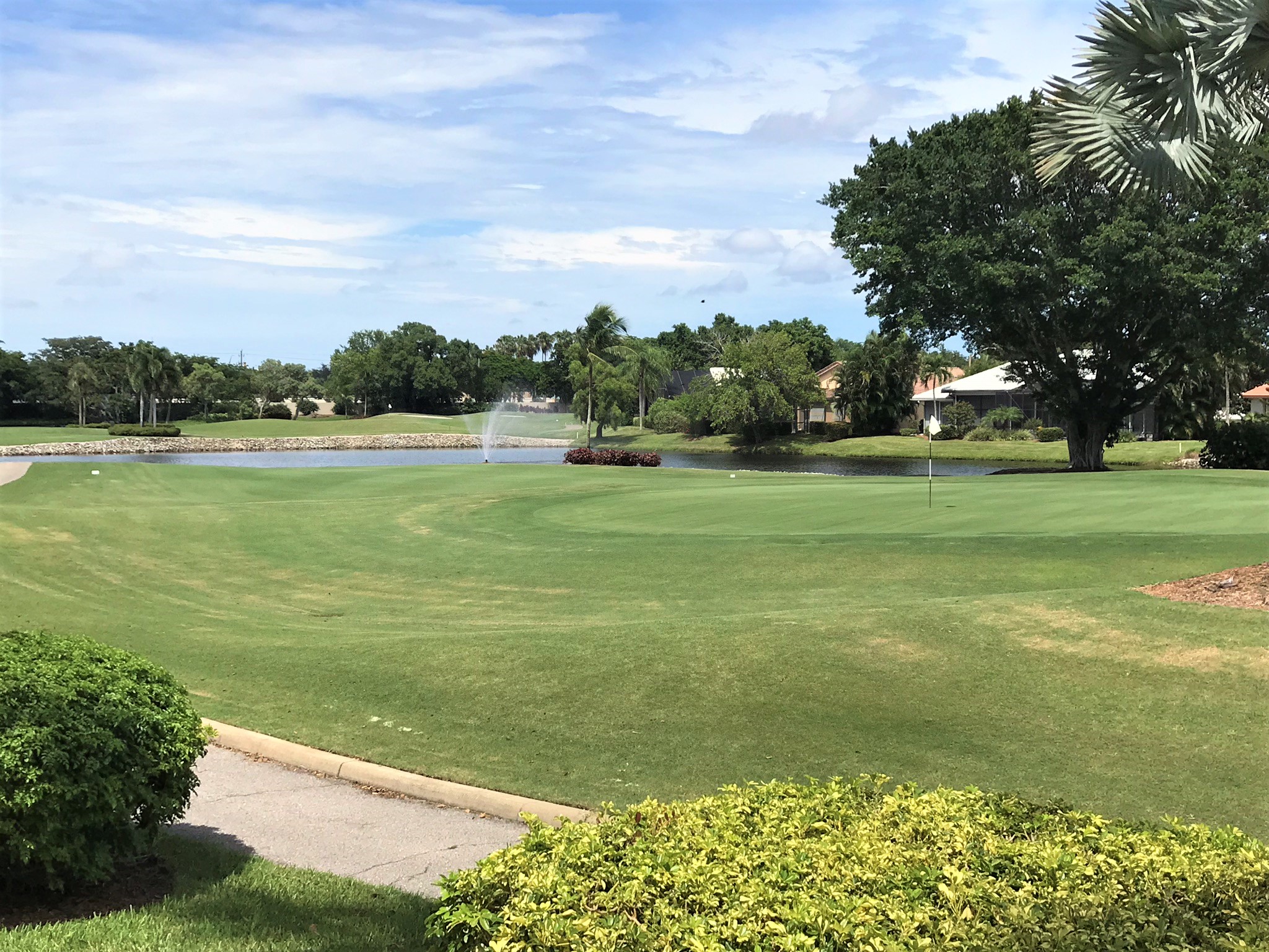 the landings yacht golf and tennis club for sale