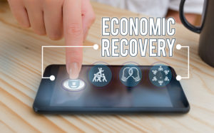Experts Predict Economic Recovery