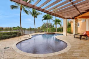 Home Buying and Selling in Naples FL