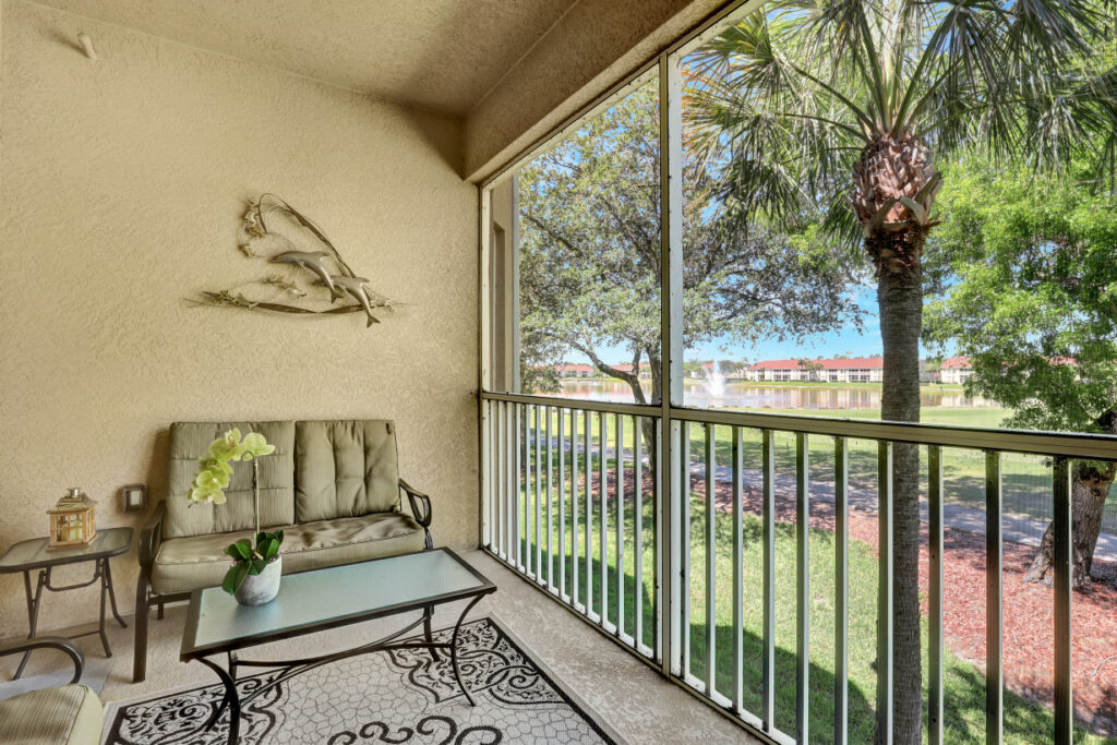 Cypress Woods Condo under contract at 2720 Cypress Trace Cir